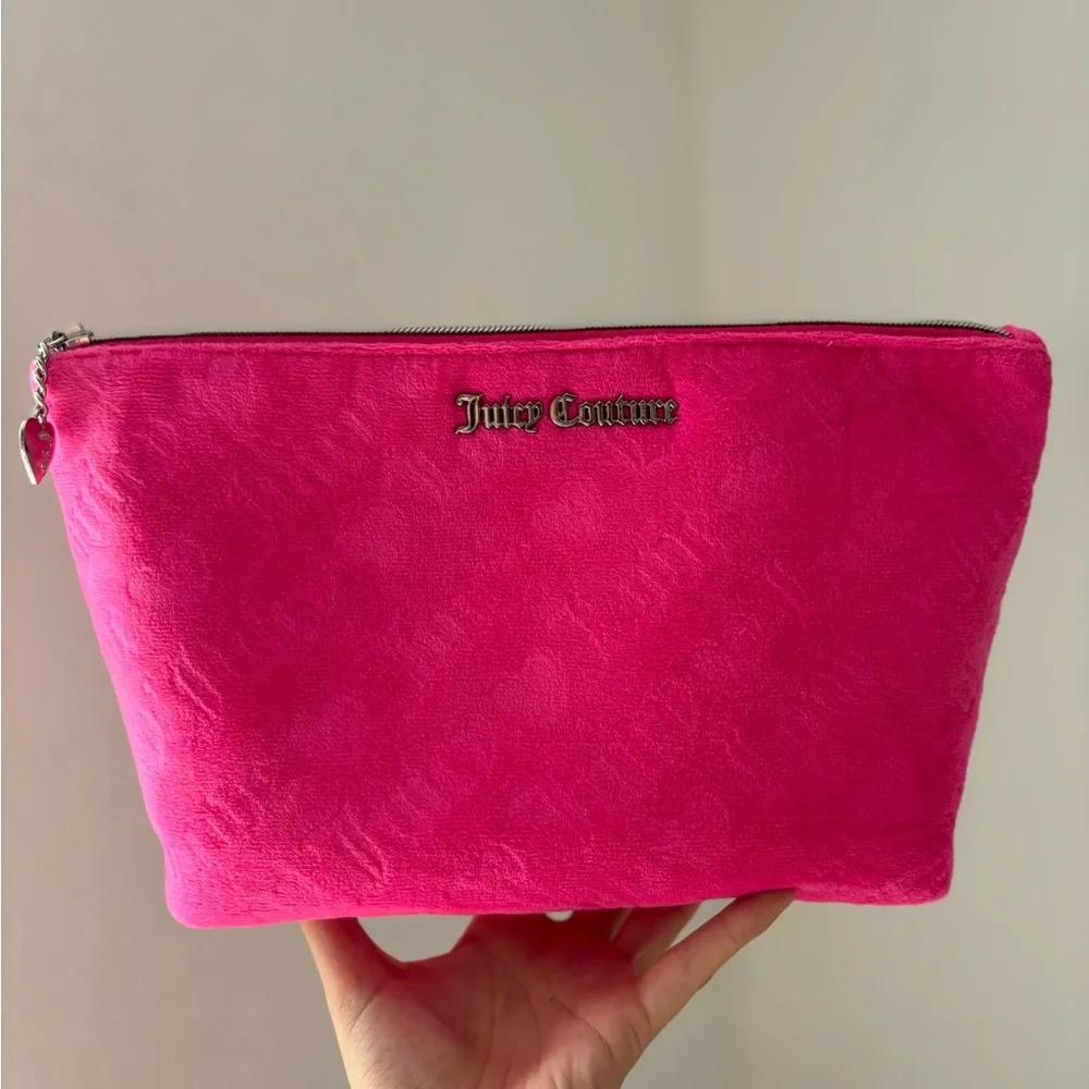 Juicy Couture Pink Cosmetic Bag - Picture 2 of 6